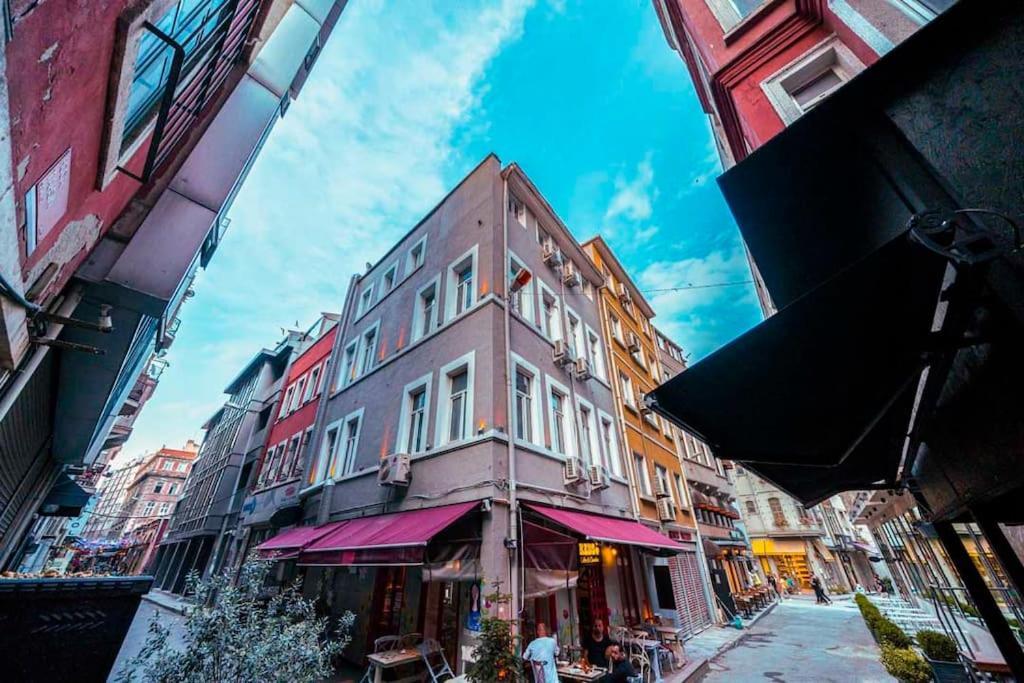 Classy Furnished Studio In The Heart Of Karakoey Apartment Istanbul Exterior photo